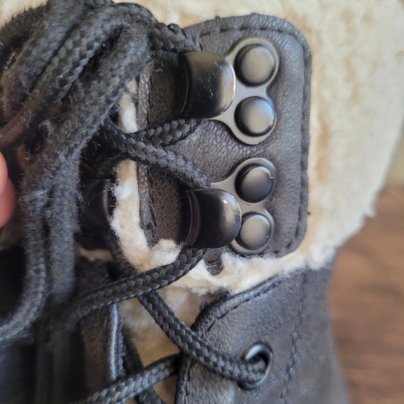 MIA Girl Faux Shearling Ankle Boots, Kid Girls size 6, Black & White - Picture 10 of 12